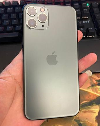 青白江苹果维修点分享iPhone 11 Pro黑屏小众故障解析 
